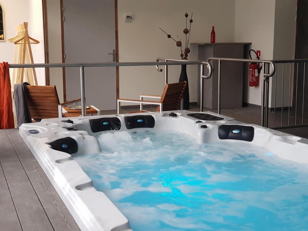 Le Castelet Hotel Le Mont-Dore Eksteriør billede